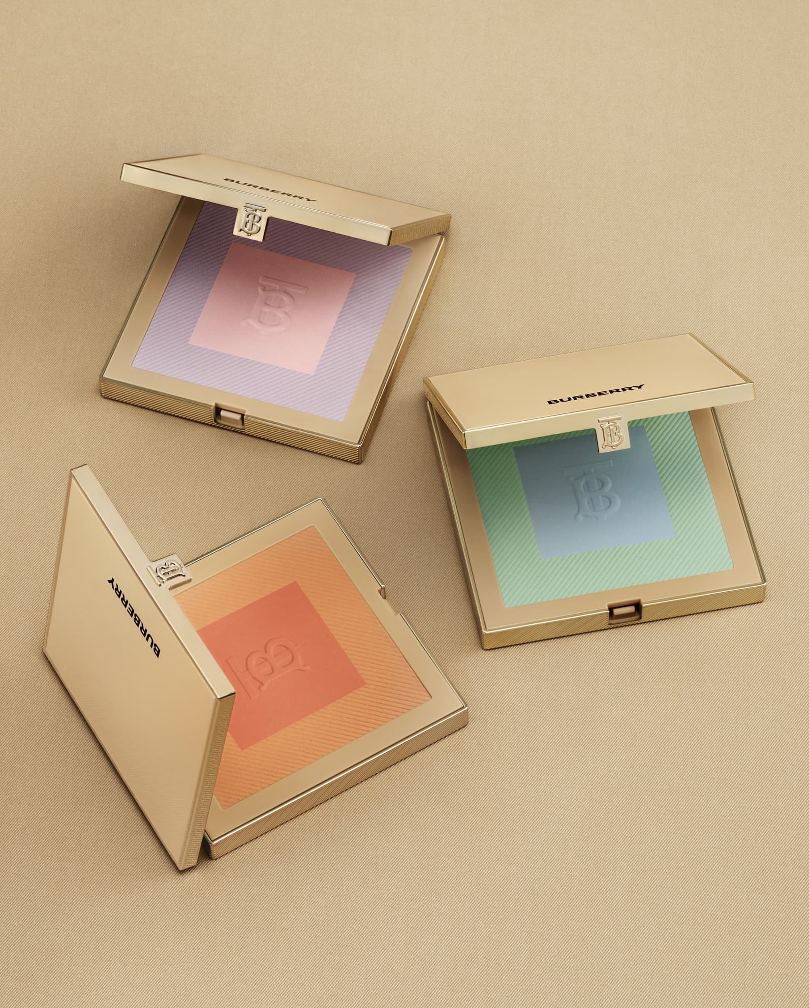 Burberry Beauty’s Beyond Wear Powder Just Got a Shade Update