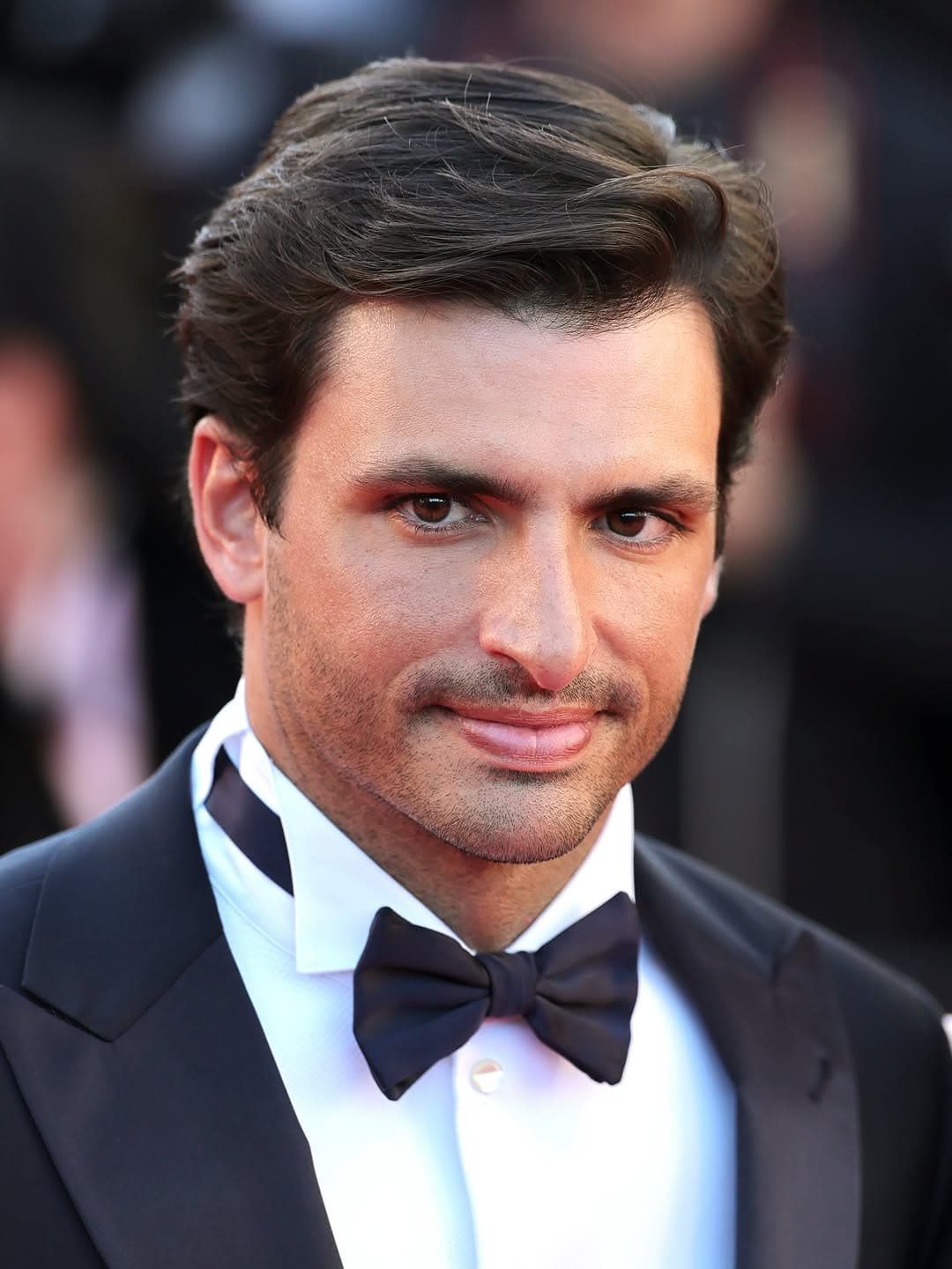 Cannes, Cut Like a Close-Up: Carlos Sainz and Rebecca Donaldson’s L’Oréal Paris Red Carpet Moment